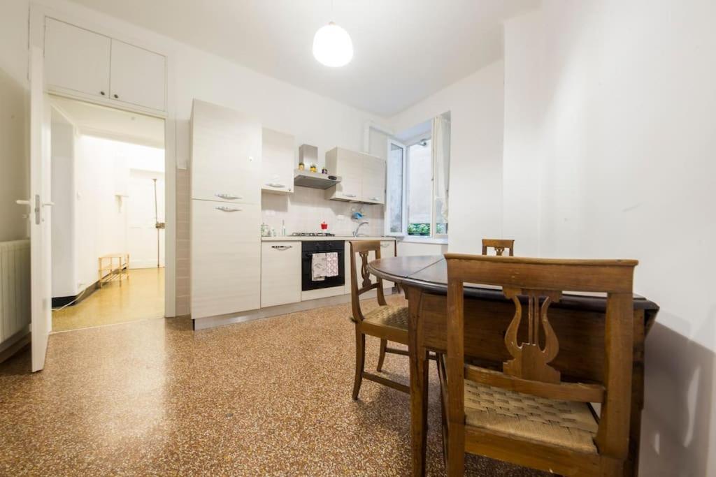 Agostino'S Apartment Genua Zewnętrze zdjęcie